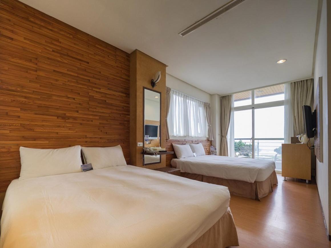 Lovesea 126 Beach Inn Kenting Exterior photo